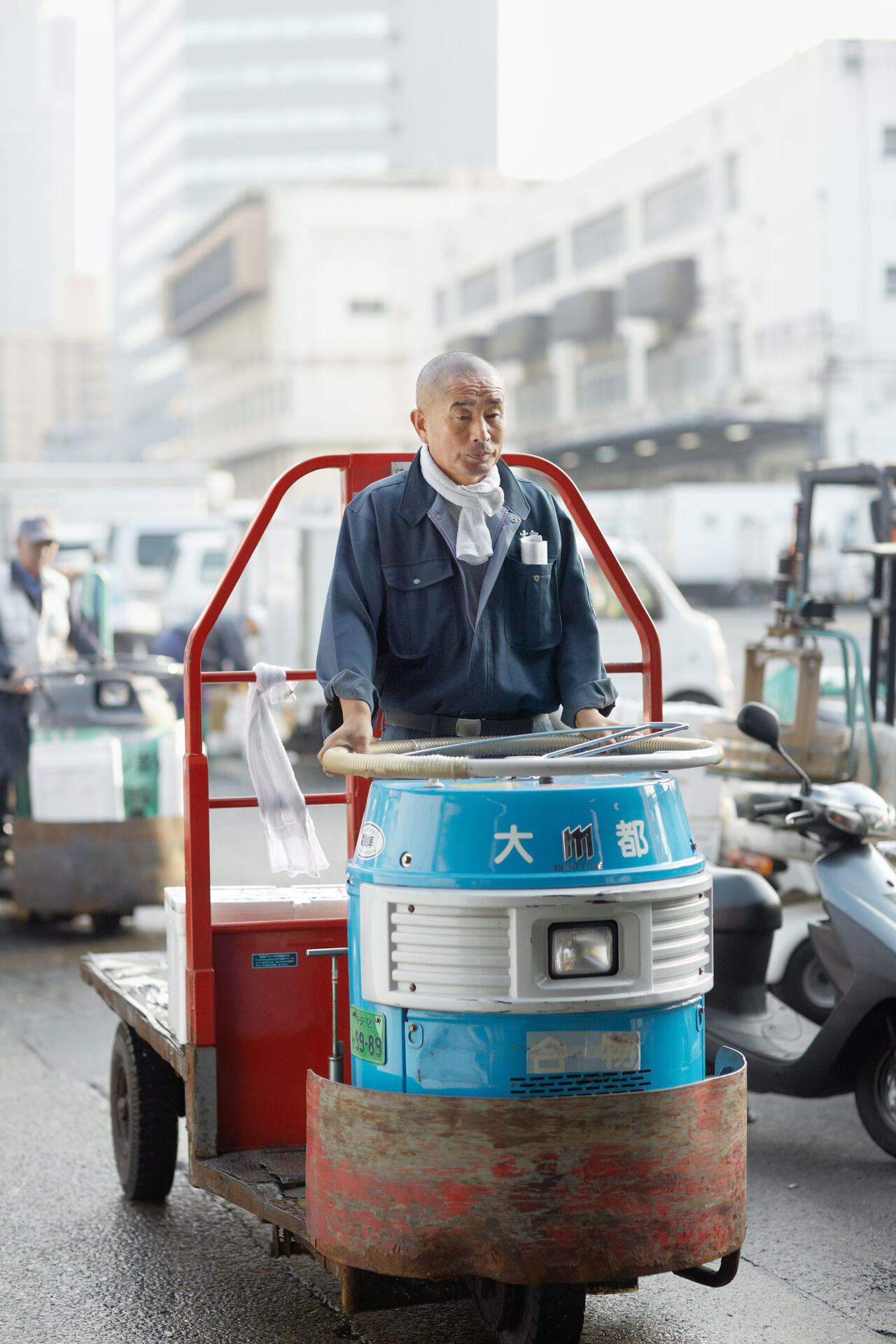 Tsukiji Fish Market_Giuseppe Micciche_02.jpg